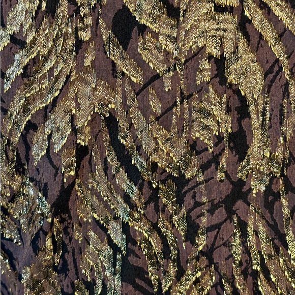 Elie Tahari Metallic Ruffle Top - Picture 10 of 15